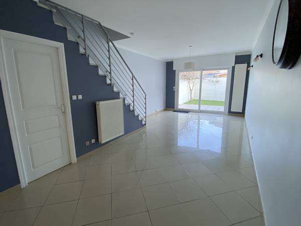 Maison Maison