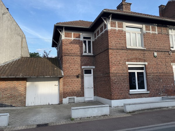 Maison Maison