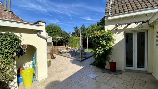 Maison Maison