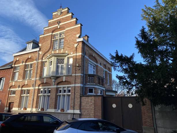 Maison Maison